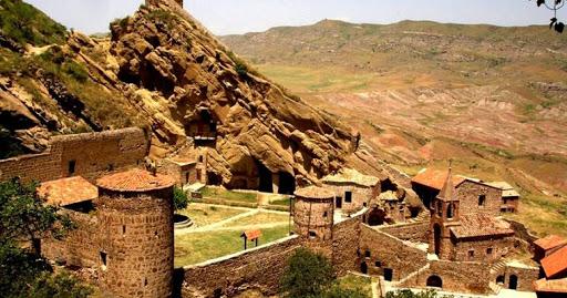 საგარეჯოს  მუნიციპალიტეტის სოფელ მანავში ფერმერებთან შეხვედრა სააგენტოს პროექტების შესახებ ინფორმაციის მიწოდების; ბეჭდური მასალების დარიგების, საჭიროებისამებრ სასოფლო-სამეურნეო ექსტენციის გაწევის და სოფლად მცხოვრები მოსახლეობის პრობლემების იდენტიფიცი