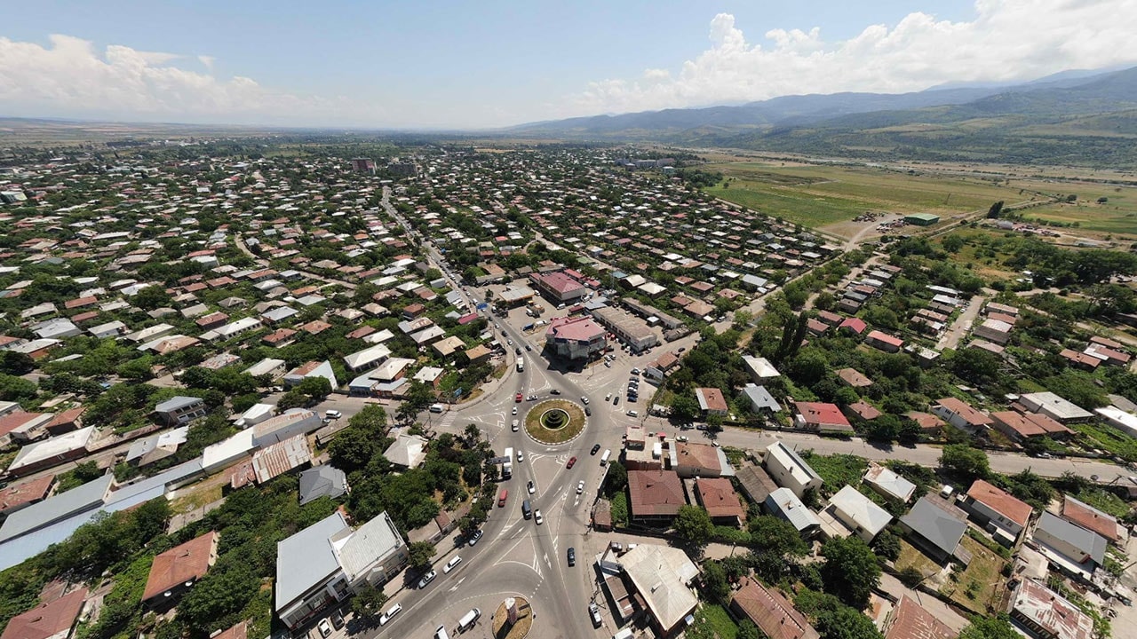 ხაშურის მუნიცპალიტეტის სოფელ დიდი ფლევის მოსახლეობასთან, ექსტენცია